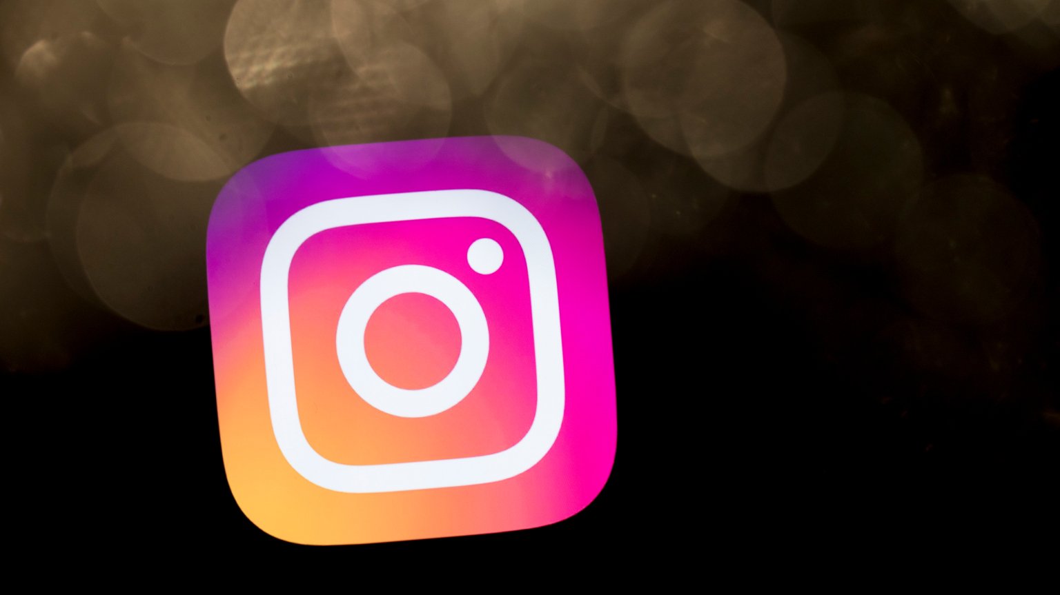 instagram logo