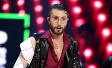 bbno$ accepts the Fan Choice Award onstage during the 2025 JUNO Awards