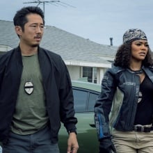 Steven Yeun and Teyana Taylor in "The Rip."