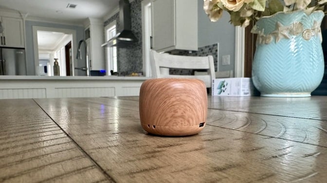 Babelio portable sound machine on kitchen table