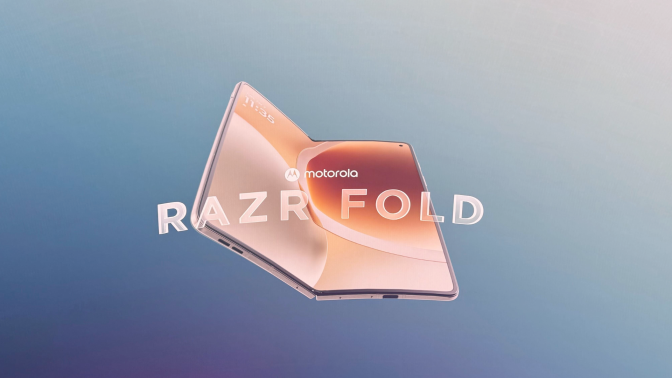 display showcasing the foldable style motorola razr phone