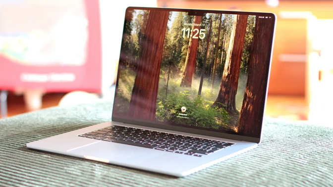 the 15-inch m4 apple macbook air