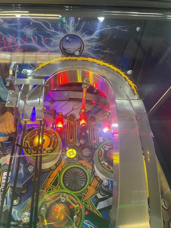 Metallica Road Case Pinball Machine